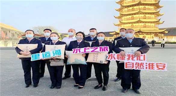 昨晚！淮安里运河畔迎来了100多位特殊的游客！