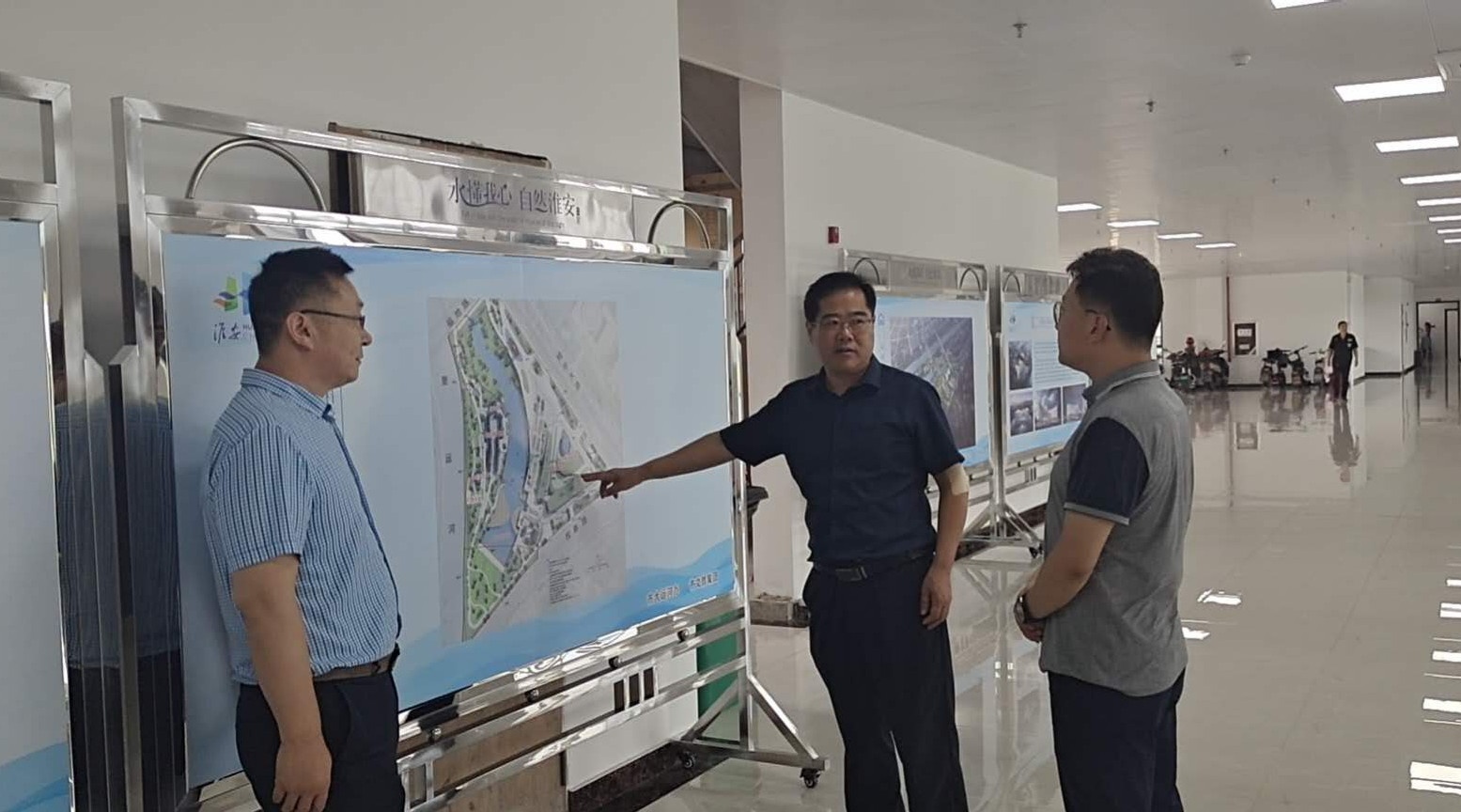 淮安市物业管理总公司赴集团考察交流