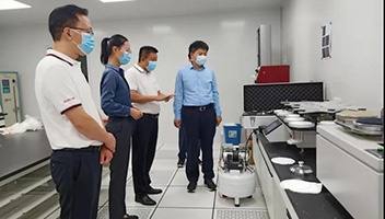 朱永兴董事长一行赴江苏康乃馨纺织科技有限公司考察交流