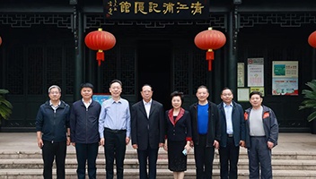 原国家旅游局党组副书记、副局长王志发莅临市文旅集团旗下景区调研指导工作