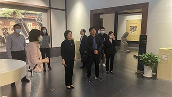 市总工会赴淮扬菜集团开展“工会进万家”百日大调研活动