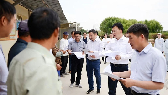 市文旅集团深入白马湖片区宣传禁捕退捕，筑牢生态防线